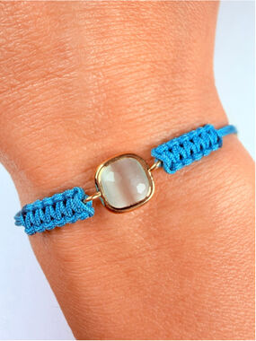 9K Solid Yellow Gold Blue Quartz Cushion Faceted Charm Pull Bracelet NEW NWT
